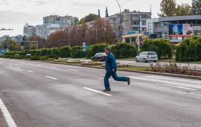 Sute de pietoni din Gorj amendați de IPJ 