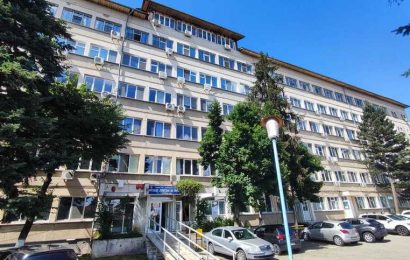 Lucrări la aparatura medicală de la SJU Târgu Jiu 