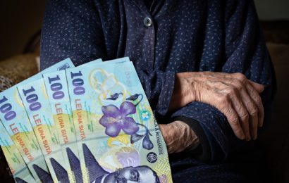 Câteva sute de lei primesc pensionarii agricultori din Gorj