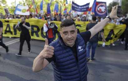 Simion l-a făcut pe Nicusor … “autist” 